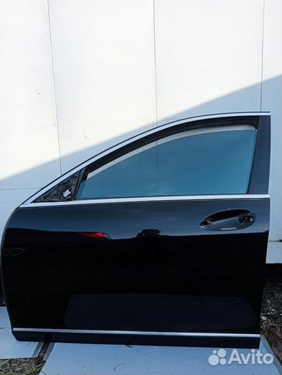 Дверь Mercedes Benz W221