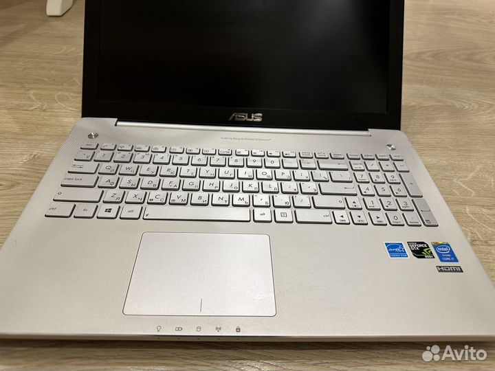 Игровой ноутбук asus N550J