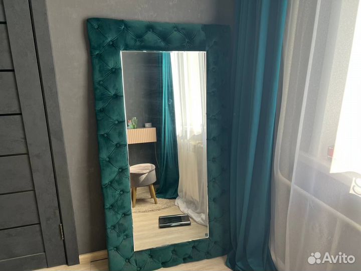 Зеркало напольное