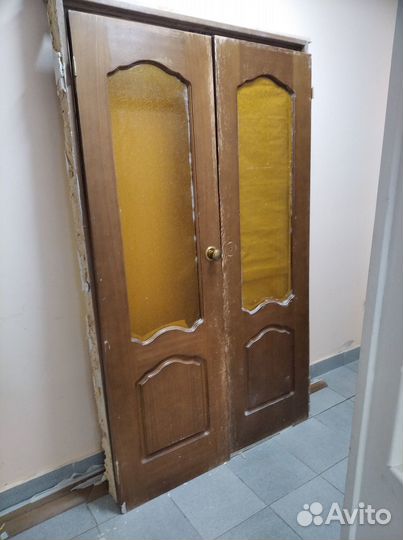 Двери распашные 120 см из массива