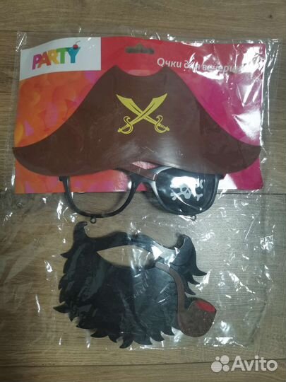 Карнавальная маска пирата, усы