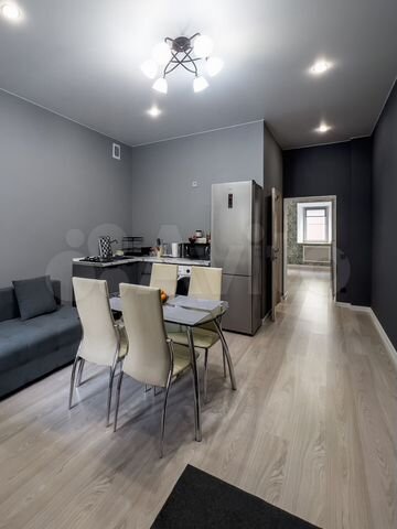 1-к. квартира, 42 м², 1/3 эт.