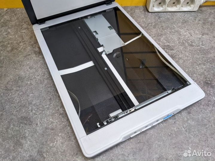 Сканер epson Perfection V19 (B11B231401), черный