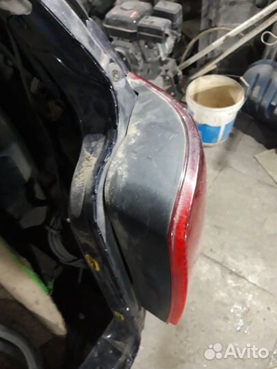 Фонарь задний правый VW passat B5 универсал/вагон