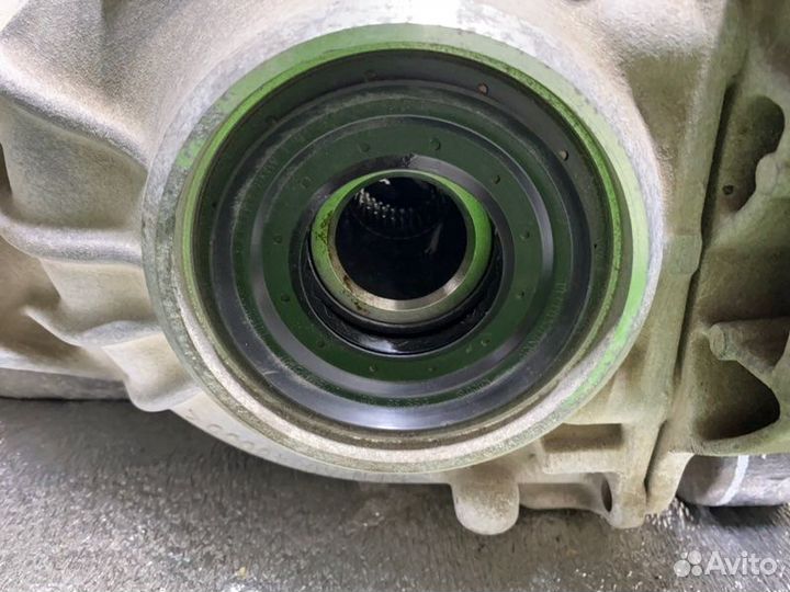 Редуктор задний Bmw 6 F06 N57D30B 2017