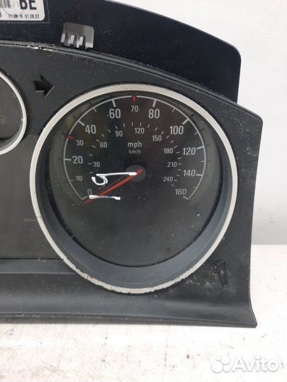 Щиток приборов (приборная панель) Opel Zafira