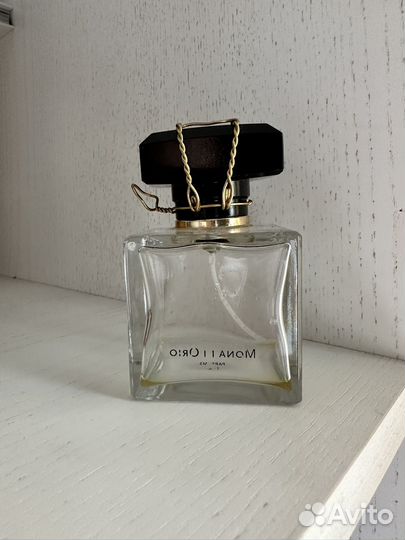 Флаконы от Mona di Orio, Hermes, Lignum Vitae