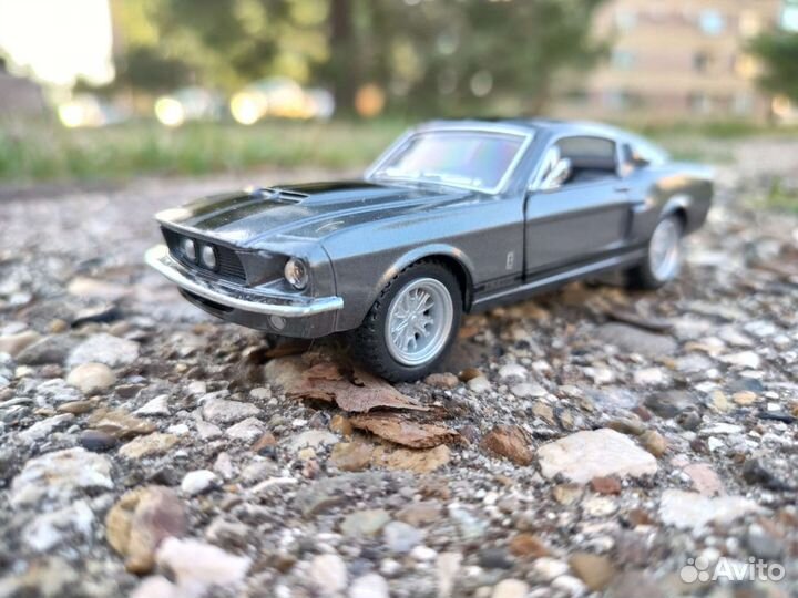 Коллекционные металлические машинки