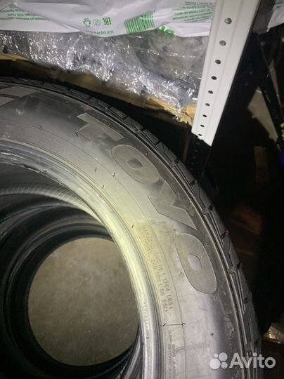 Toyo Proxes ST III 215/60 R17 100