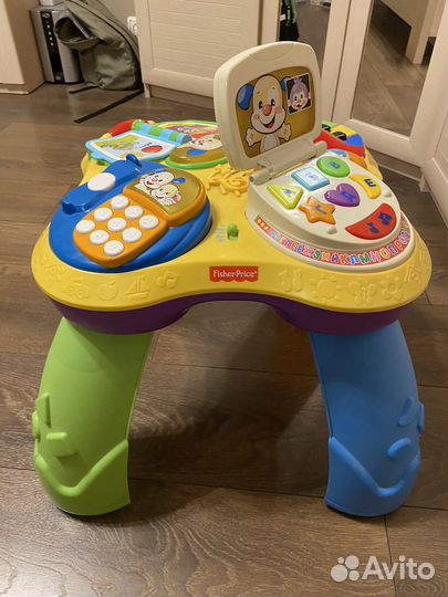 Развивающий столик fisher price