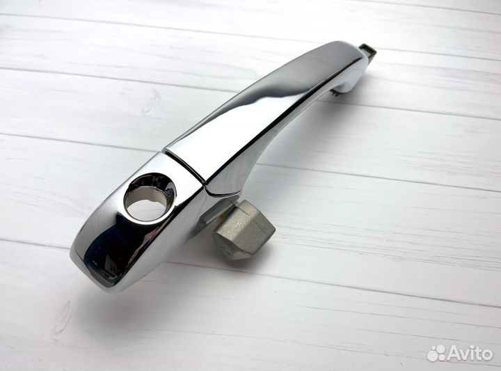 Водительская ручка Chrysler 300C