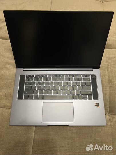 Huawei matebook D16 R5/16/512