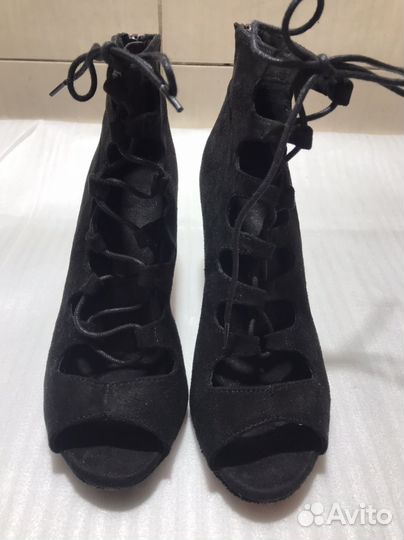 Туфли для танцев. Танцевальные туфли. Новые