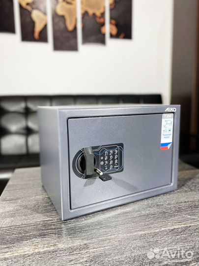 Шкаф металлический Сейф