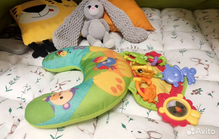 Подушка-валик игровая Fisher-Price