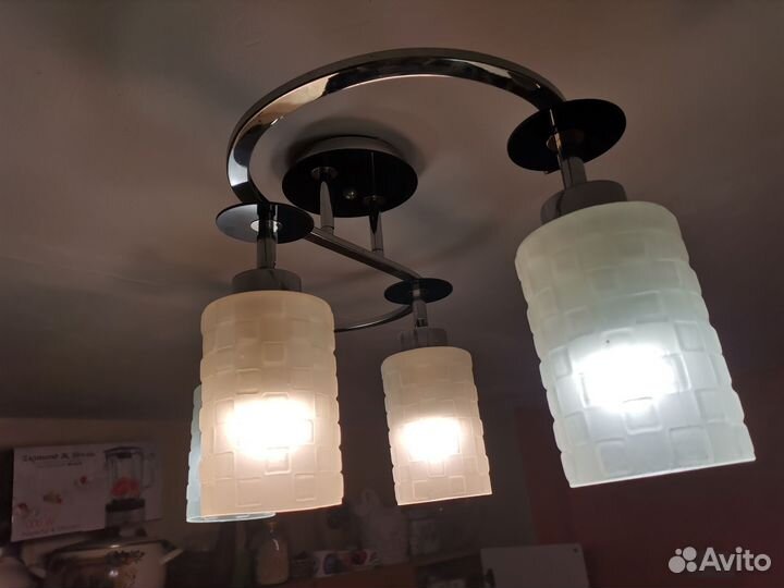 Светильник потолочный