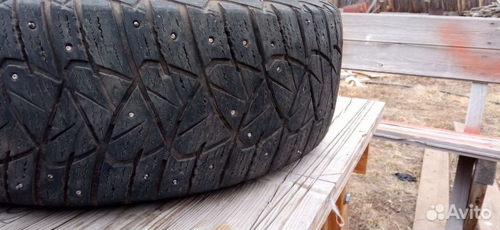 Goodyear Ultragrip 600 205/60 R16 96T