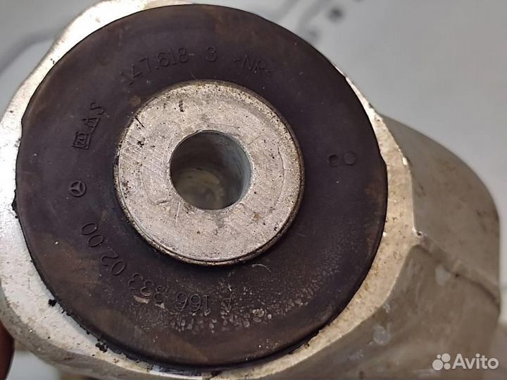 Рычаг передний нижний левый w166 GLE-class 642