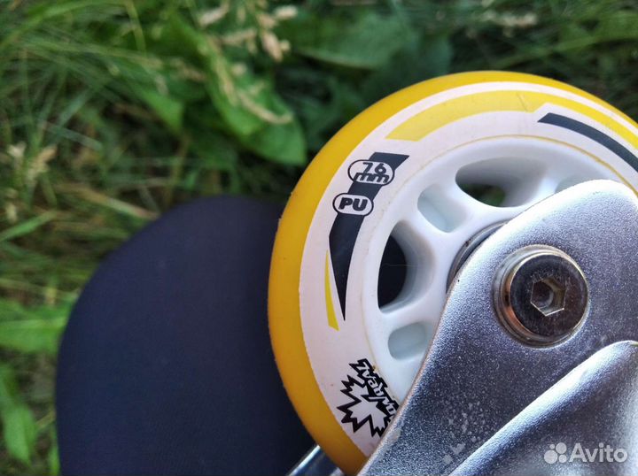 Роликовые коньки ролики