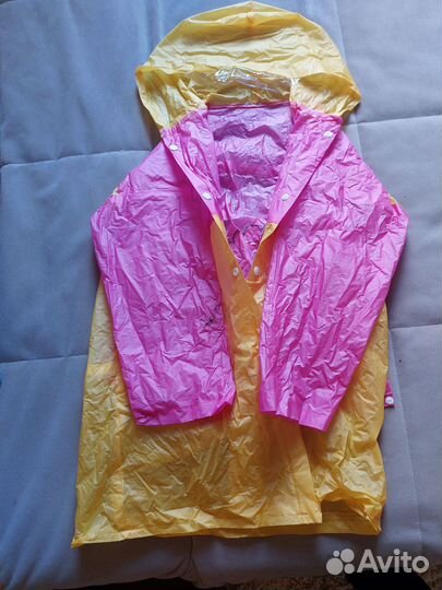 Плащ для девочки 5лет