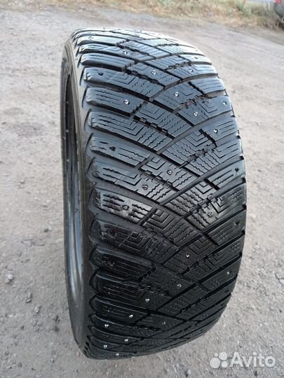 Goodyear Ultragrip Ice Arctic 225/50 R17 98T