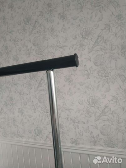 Вешалка напольная