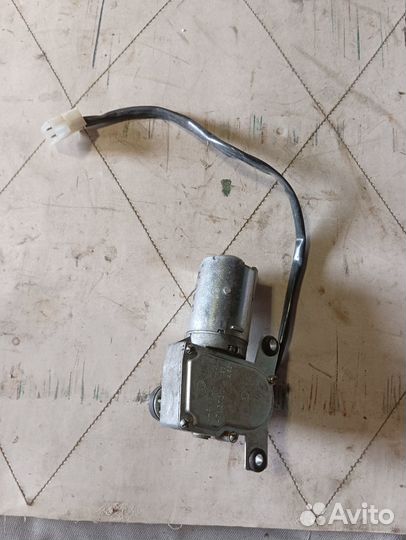 Мотор заднего стеклоочистителя нива УАЗ патриот