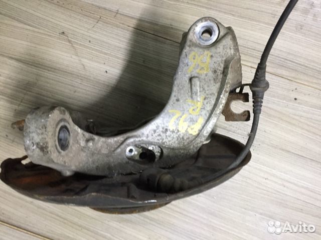 Поворотный кулак правый VAG 3C0407254F