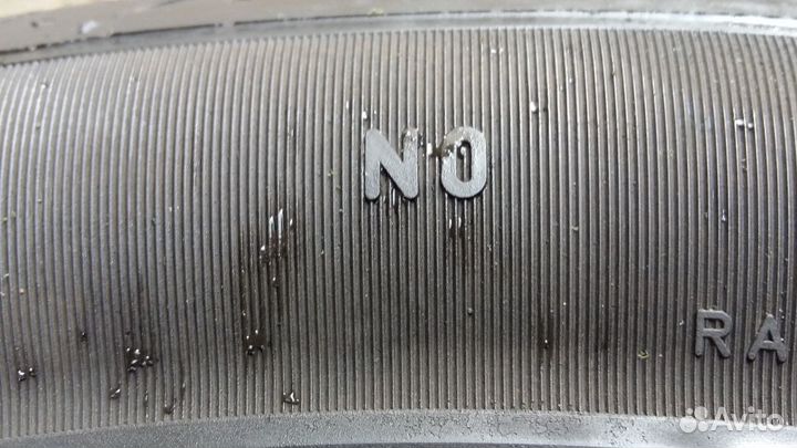 Pirelli P Zero 265/40 R21