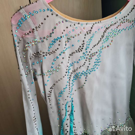 Платье для фигурного катание новое