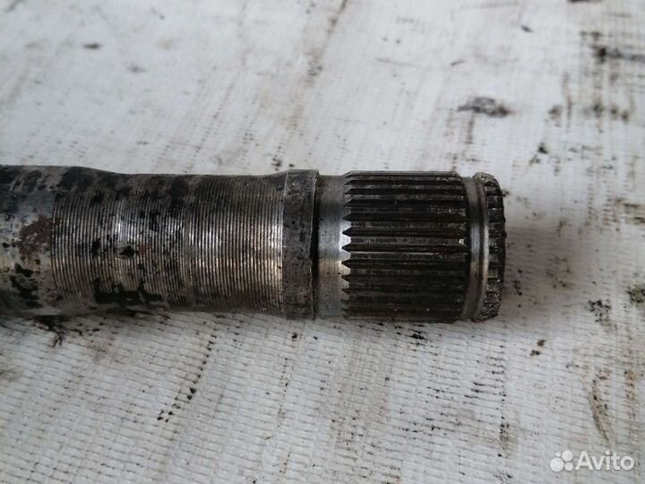 Вал привода Volkswagen Golf 4, 1.4 AXP, МКПП левый