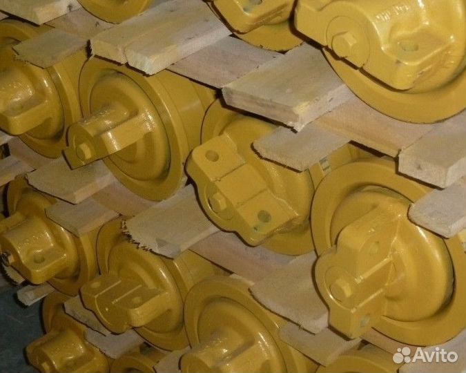 Каток опорный Hitachi ZX200