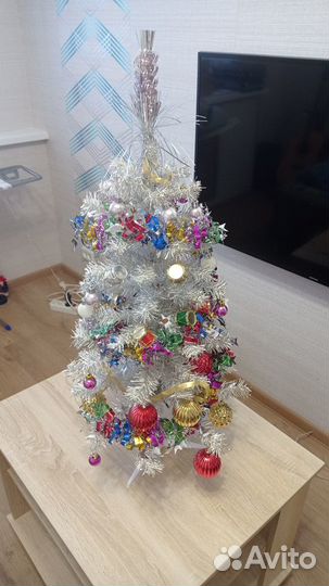 Елка искусственная + игрушки