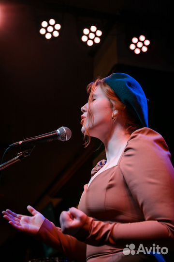 Педагог по вокалу/гитаре/актёрское мастерство