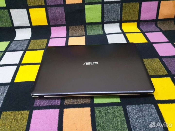 Ноутбук asus X541UJ i3 6-e поколение