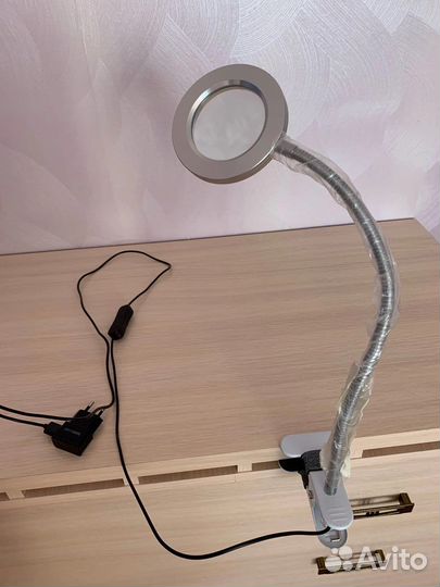 Лампа для ногтей