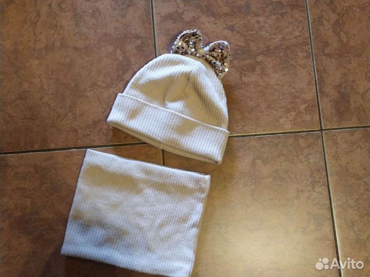 Комплект шапка и снуд для девочки