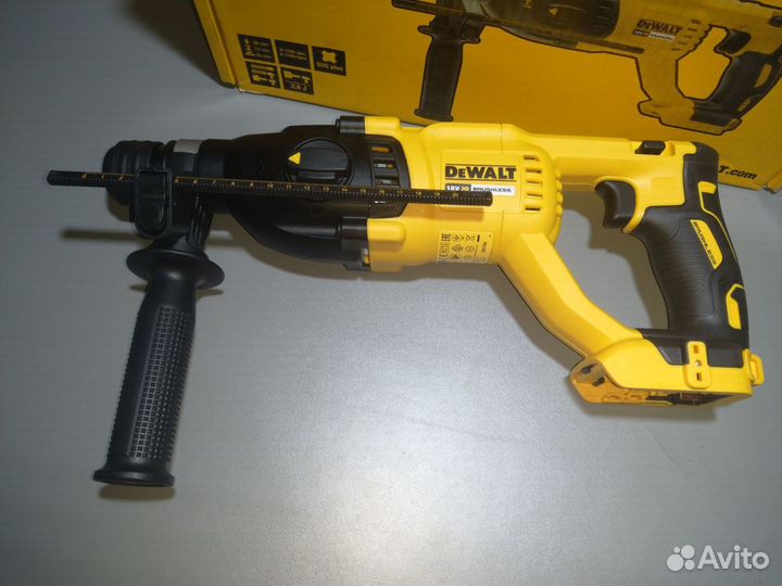 Перфоратор DeWalt DCH133N без акб Новый