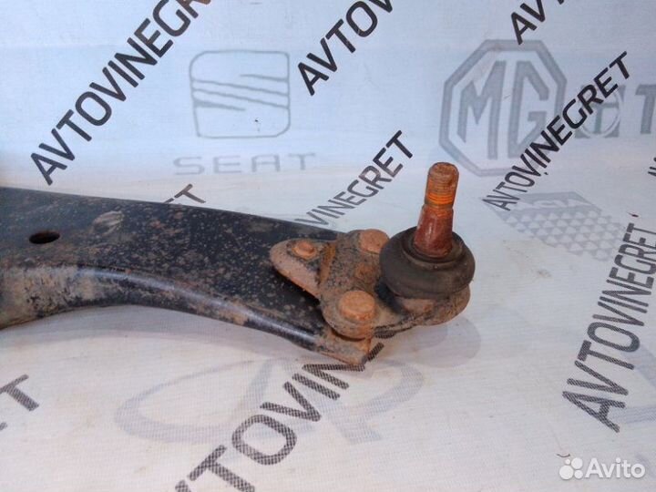 Рычаг передний правый Geely Emgrand EC7