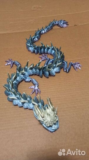 Подвижный императорский дракон 75 см