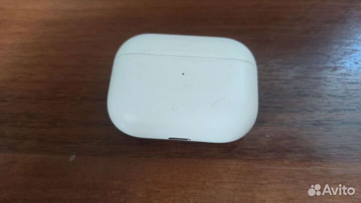 Зарядный кейс для наушников apple airpods pro