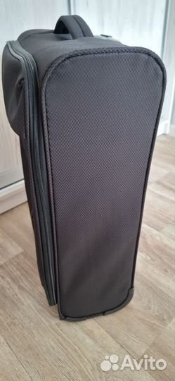 Чемодан American tourister