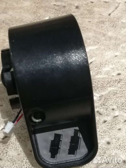 Курок газа и тормоза Ninebot