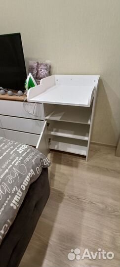 Пеленальный столик