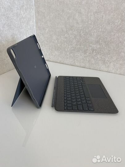 Чехол Logitech Combo Touch iPad Pro 12.9