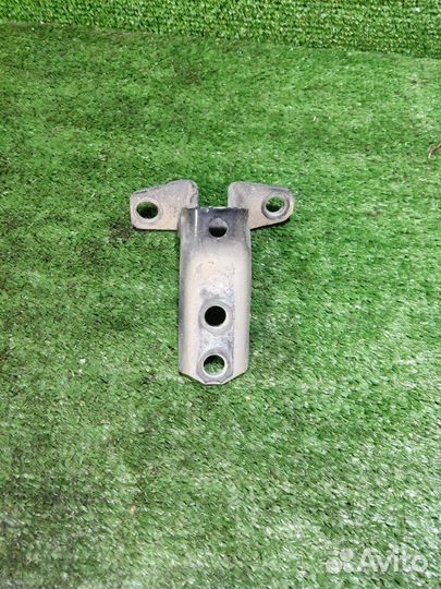 Петля двери передняя правая Mitsubishi Asx