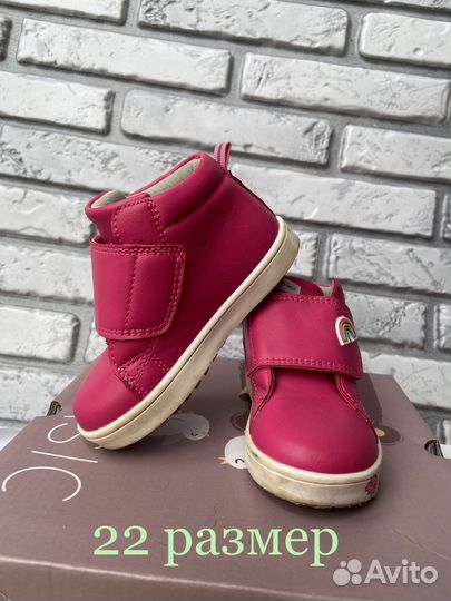 Ботинки демисезонные для девочки 22 размер