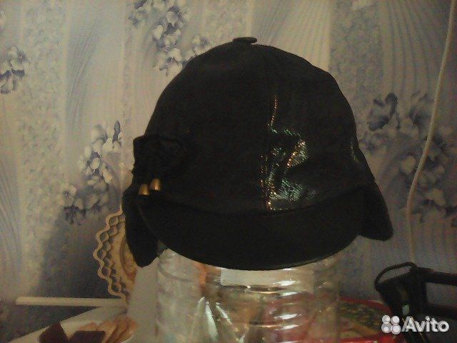 Женский головной убор