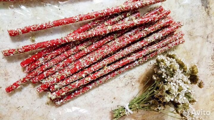 Свечи с травами восковые. Цвета разные