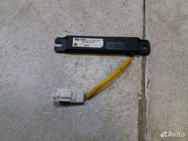 Антенна бесключевого доступа Kia Sportage 4 QL 201